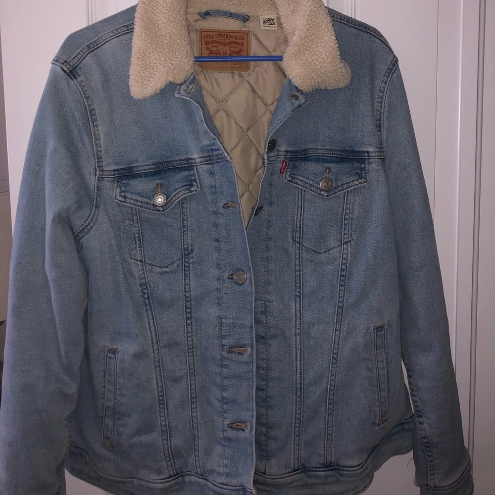 Levi’s Sherpa jean jacket